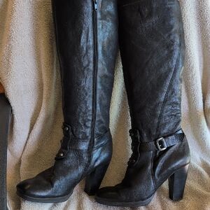 Elegant Black Knee-High Women's Boots Viariggio Leather No Brand Size 8